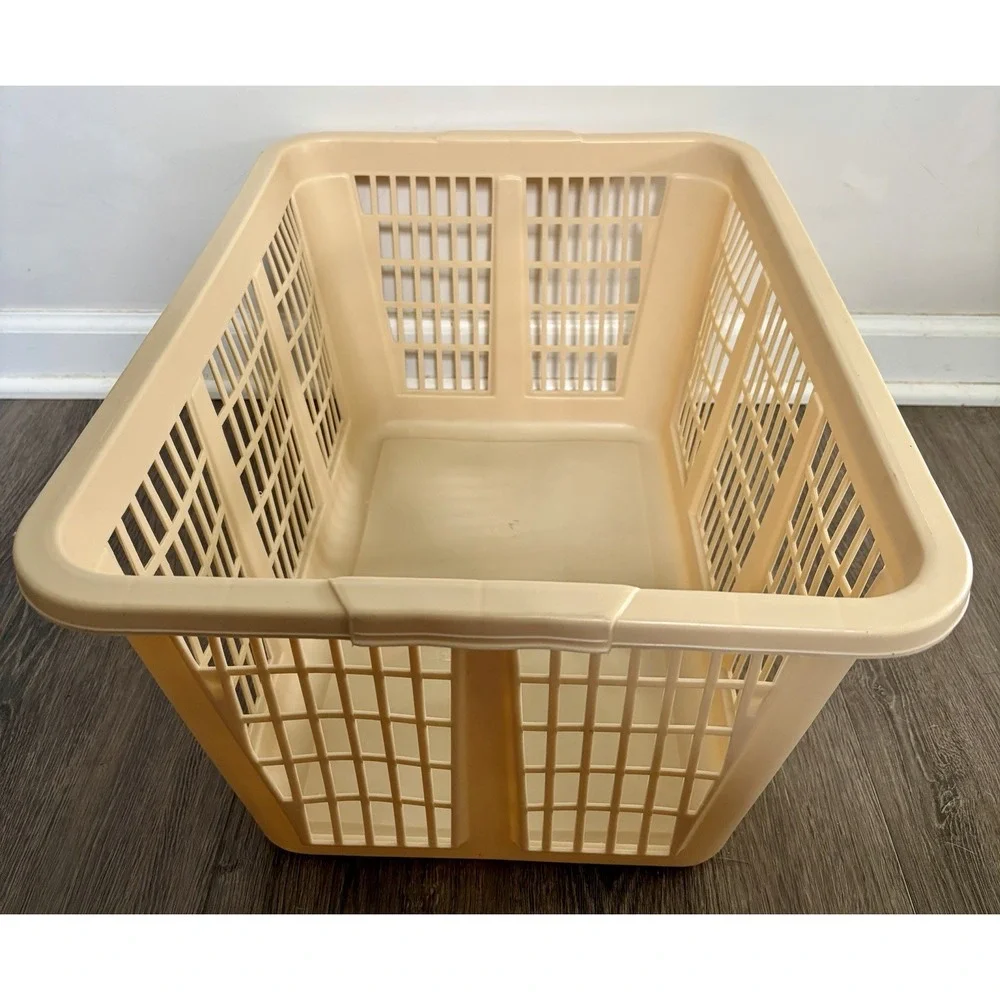 80s 90s Vintage Rubbermaid Beige Almond Rectangular Laundry Basket Grandma Core
